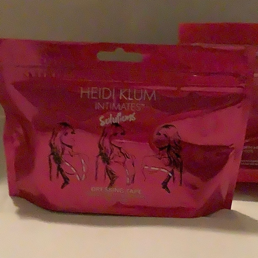 Heidi Klum Intimates Dressing Tape set of 2